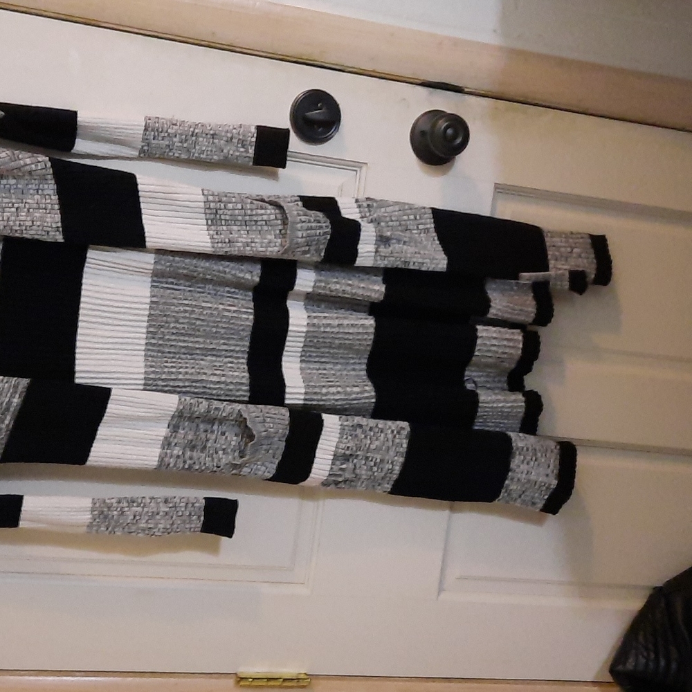 Cardigan - Picture 2 of 2